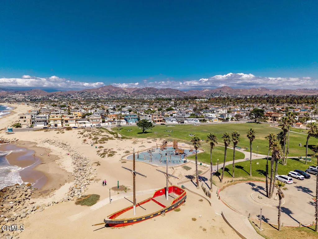 1401 Greenock Lane, Ventura, California 93001 home-pic-35