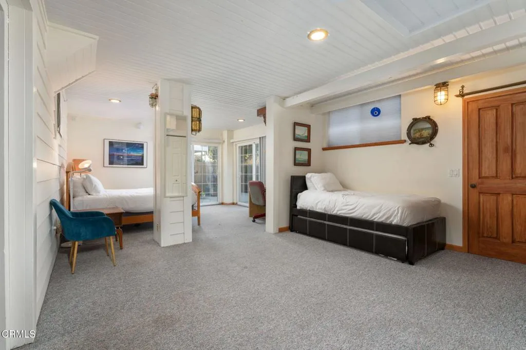 1401 Greenock Lane, Ventura, California 93001 home-pic-17