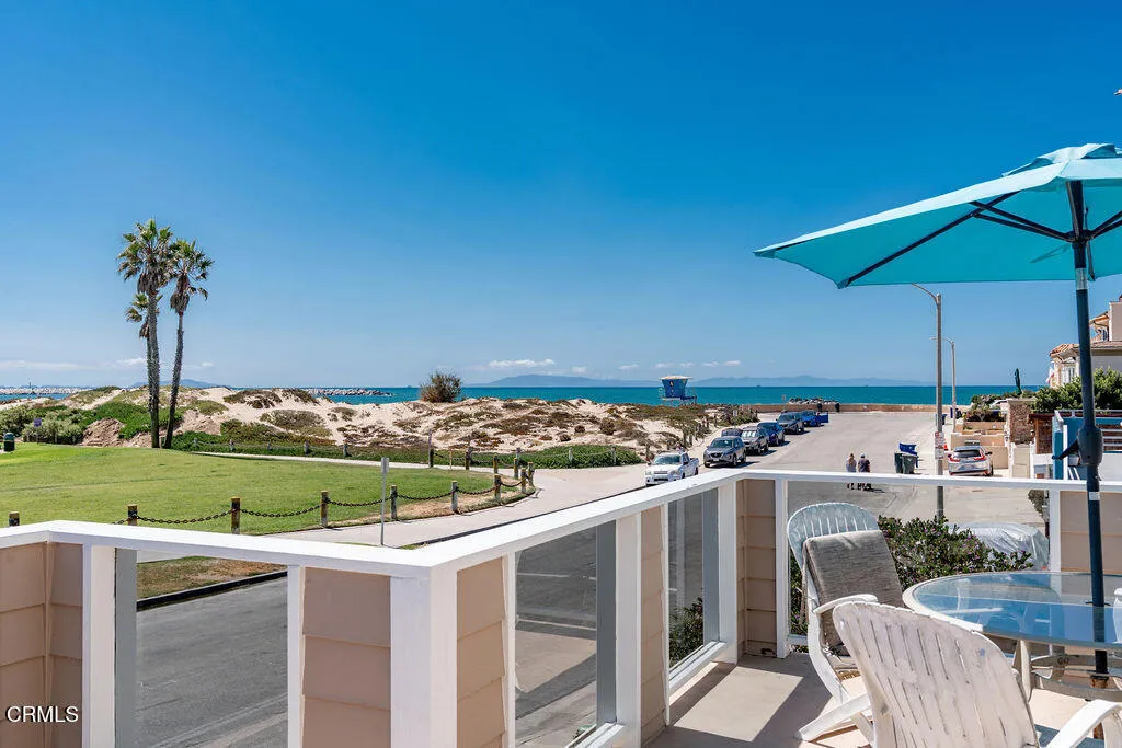 1401 Greenock Lane, Ventura, California 93001 home-pic-2