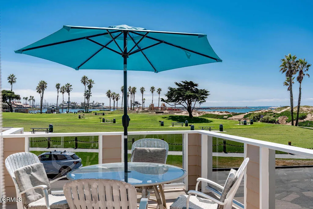 1401 Greenock Lane, Ventura, California 93001 home-pic-6