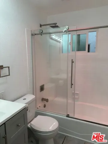1514 E 215th Place, Carson, California 90745