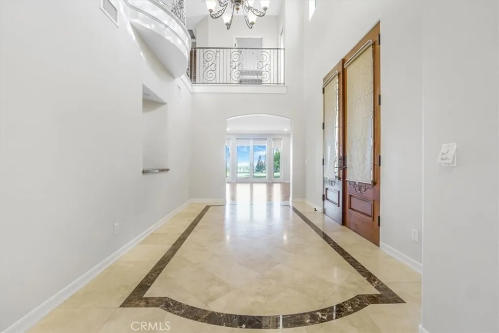 891 Crescent Drive, Monrovia, California 91016 home-pic-9