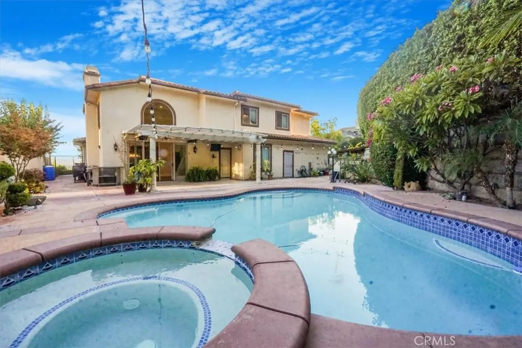 891 Crescent Drive, Monrovia, California 91016 home-pic-43