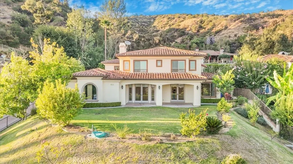 891 Crescent Drive, Monrovia, California 91016 home-pic-1