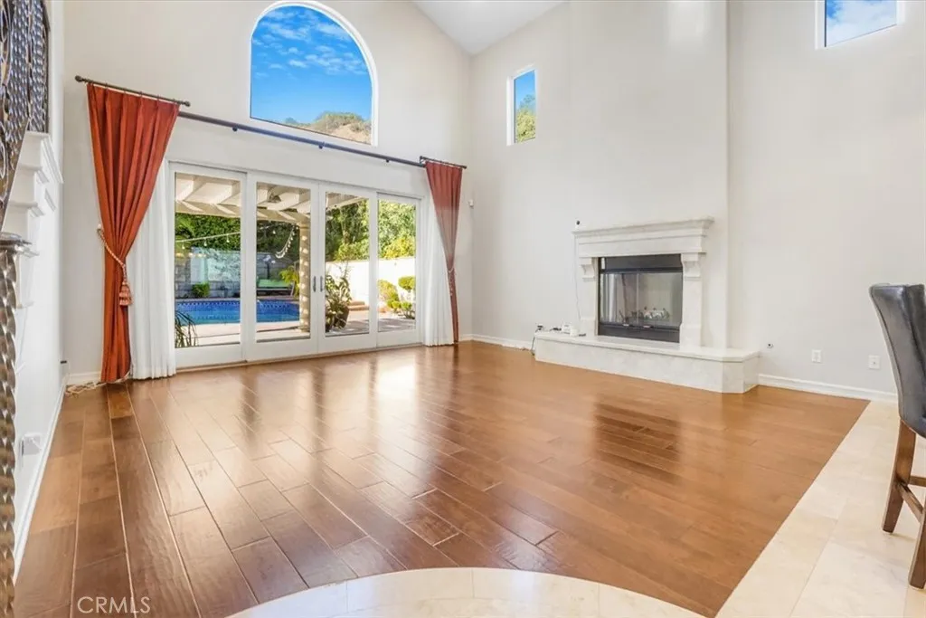 891 Crescent Drive, Monrovia, California 91016 home-pic-15