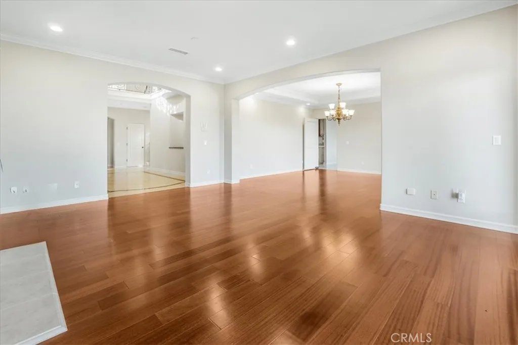 891 Crescent Drive, Monrovia, California 91016 home-pic-13