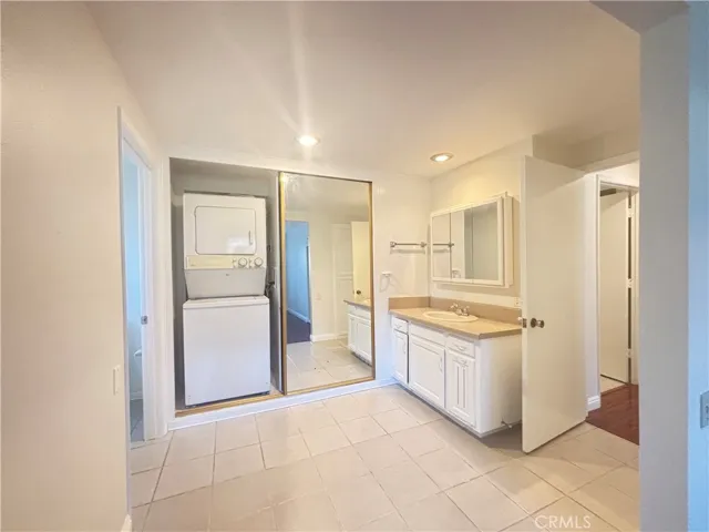 2070 Via Mariposa E B, Laguna Woods, California 92637