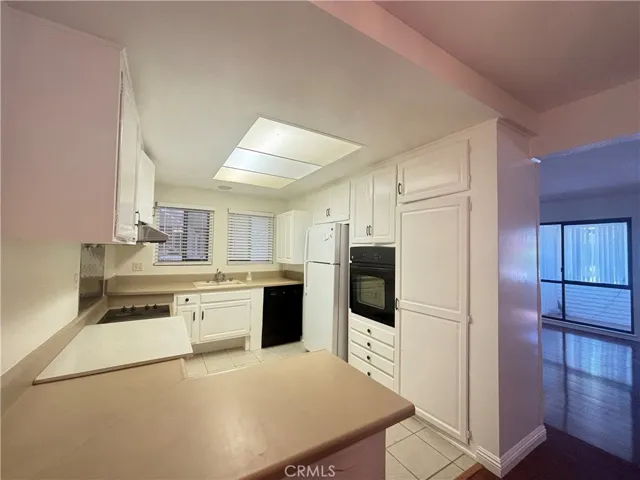 2070 Via Mariposa E B, Laguna Woods, California 92637