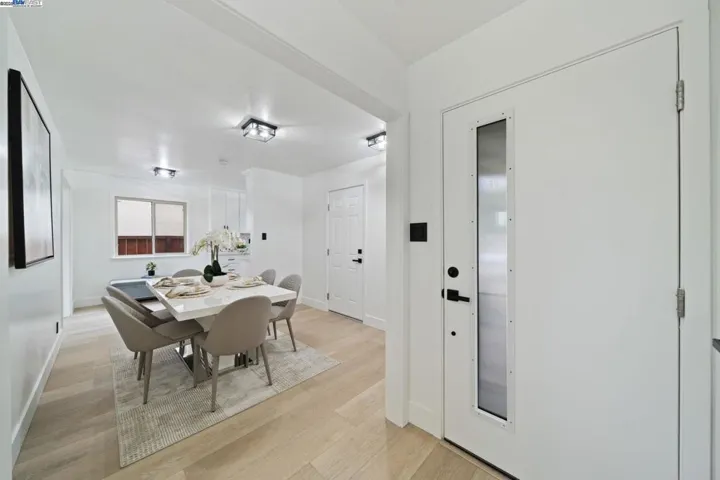 19267 Gliddon St, Castro Valley, California 94546