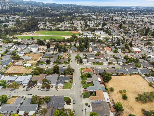 19267 Gliddon St, Castro Valley, California 94546