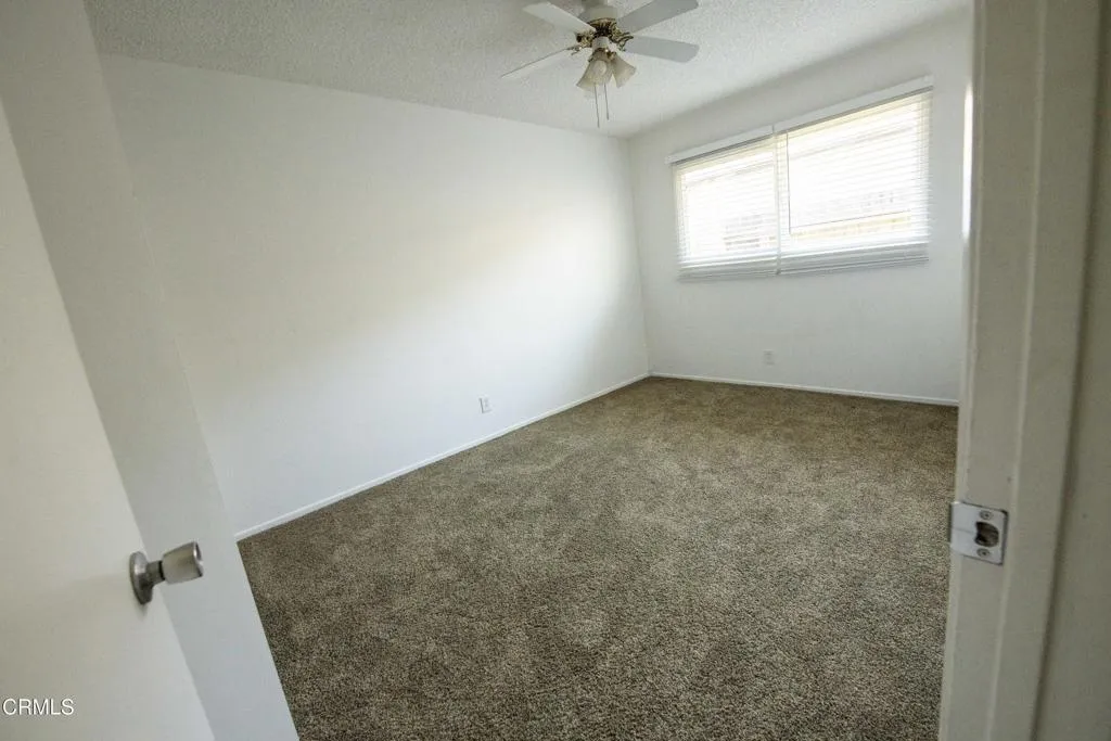 3349 3353 Porter Lane, Ventura, California 93003 home-pic-16