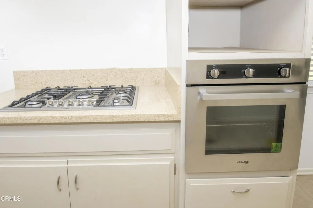 3349 3353 Porter Lane, Ventura, California 93003 home-pic-6