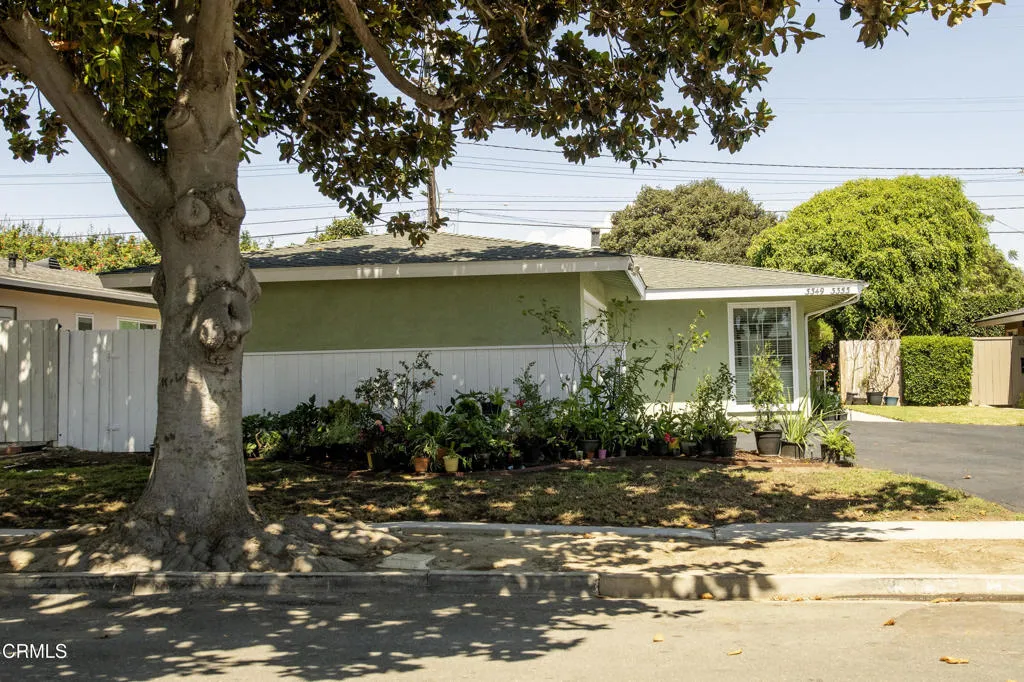 3349 3353 Porter Lane, Ventura, California 93003 home-pic-0