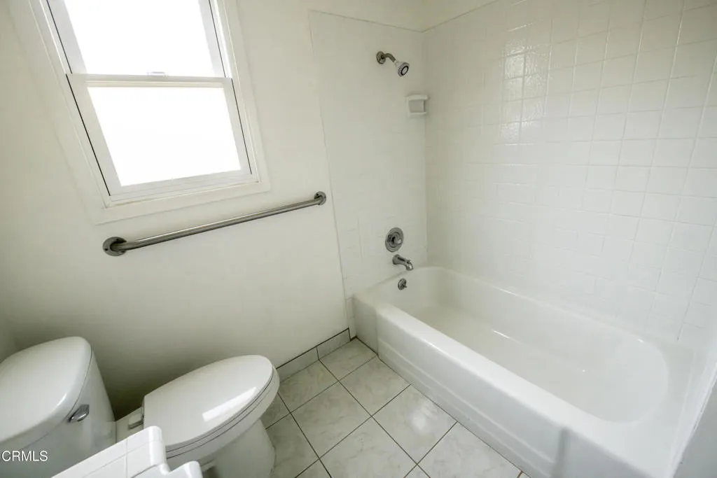 3349 3353 Porter Lane, Ventura, California 93003 home-pic-12