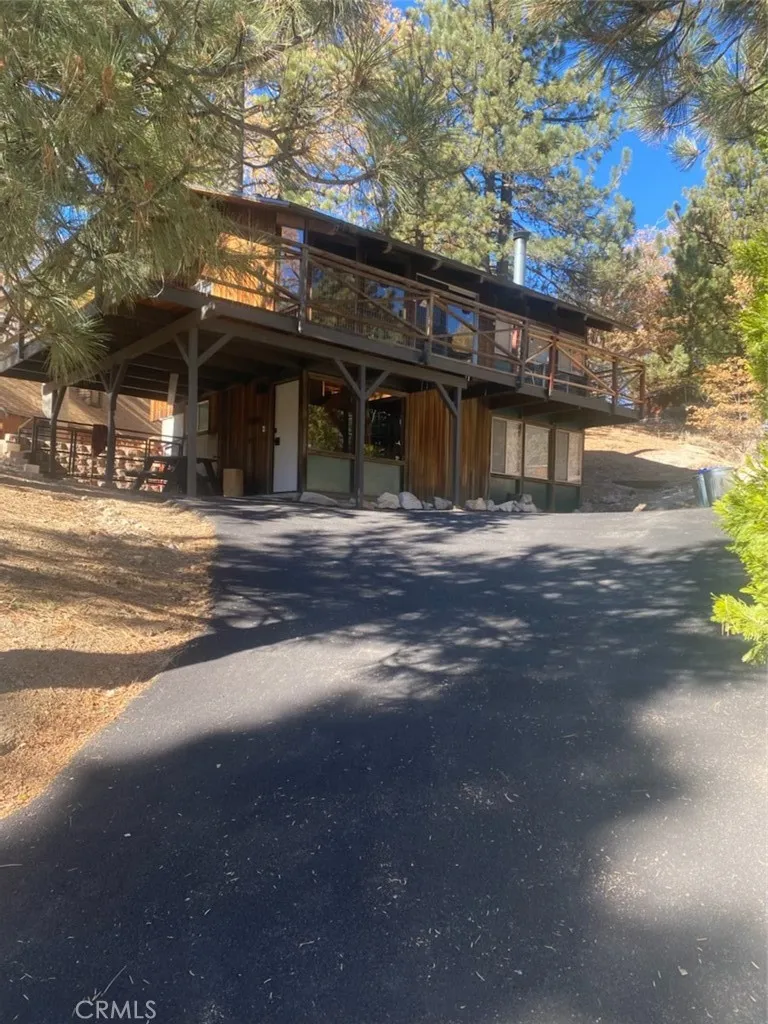 33168 Maple Lane, Green Valley Lake, California 92341 home-pic-32