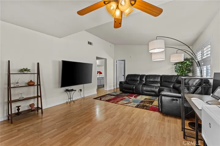 28056 Calle Vallarta, Menifee, California 92585