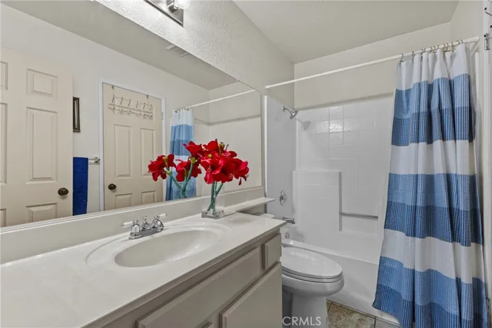 28056 Calle Vallarta, Menifee, California 92585