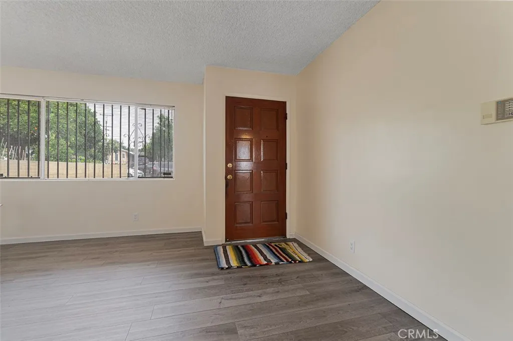 4820 Eagle Street, Los Angeles, California 90022 home-pic-18