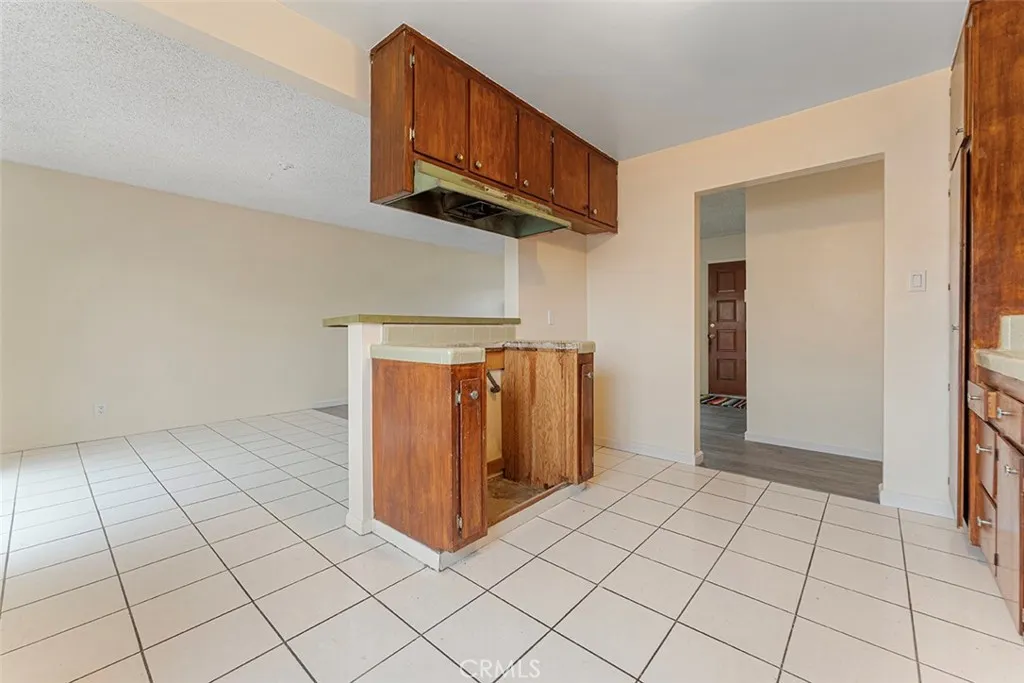 4820 Eagle Street, Los Angeles, California 90022 home-pic-19