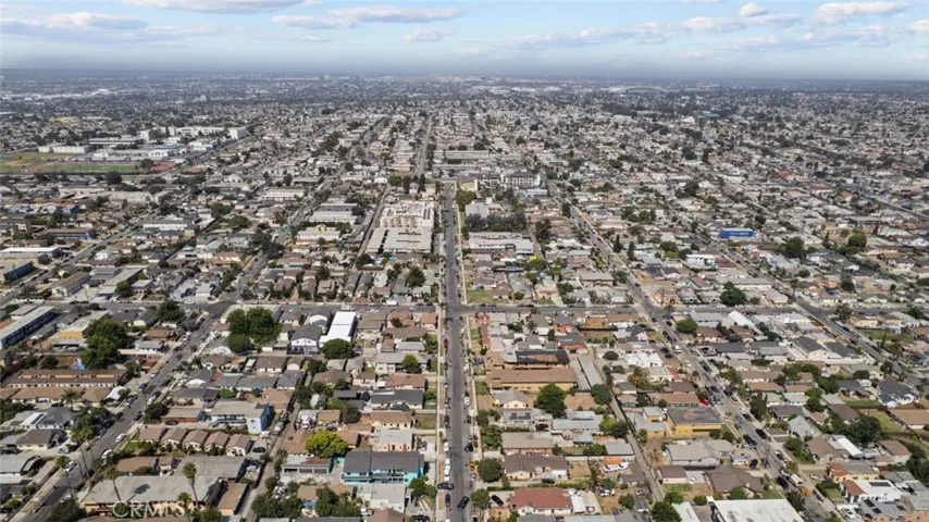 1114 W 105th Street, Los Angeles, California 90044