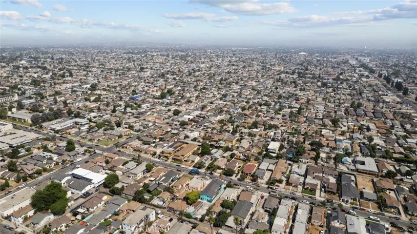 1114 W 105th Street, Los Angeles, California 90044