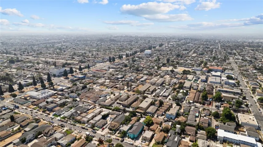 1114 W 105th Street, Los Angeles, California 90044
