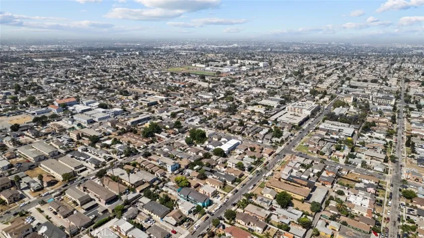 1114 W 105th Street, Los Angeles, California 90044