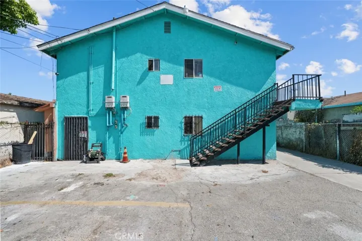 1114 W 105th Street, Los Angeles, California 90044