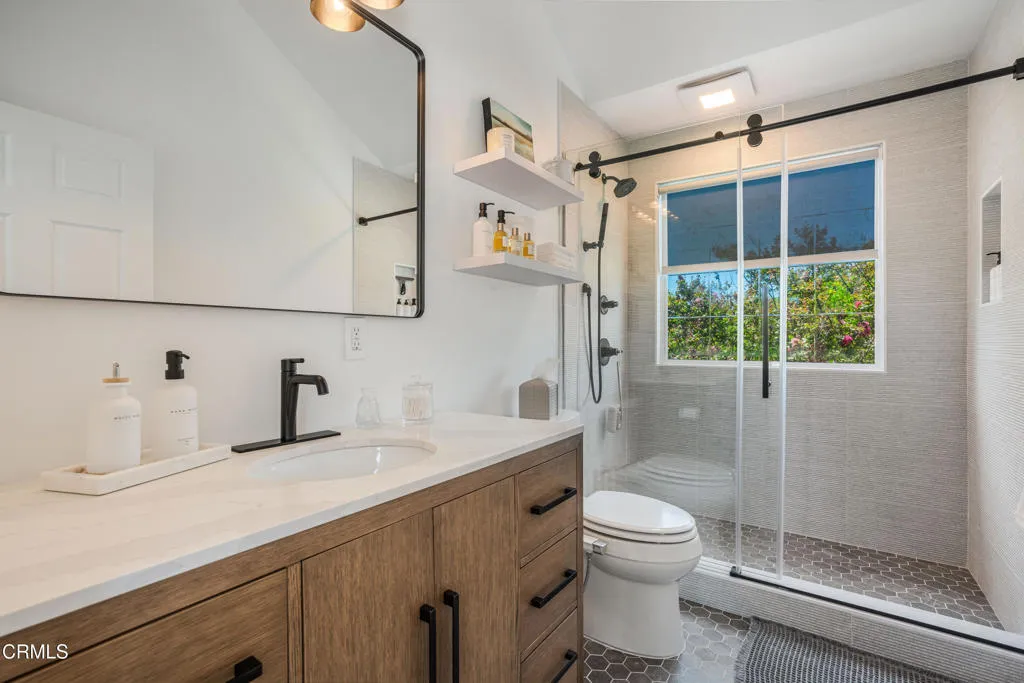 11100 Hortense Street, North Hollywood, California 91602 home-pic-38