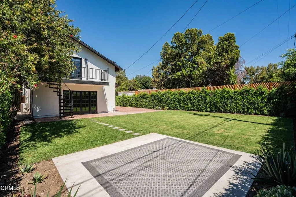 11100 Hortense Street, North Hollywood, California 91602 home-pic-47