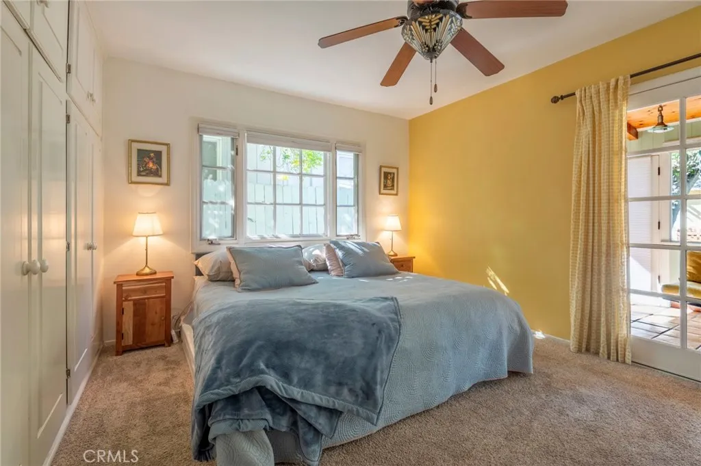 5223 Alhama Drive, Woodland Hills, California 91364 home-pic-12