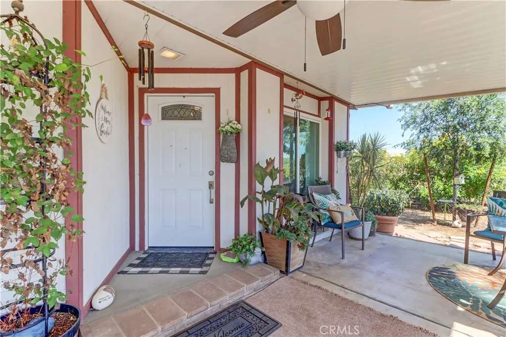 480 Deerhill Road, Perris, California 92570 home-pic-6