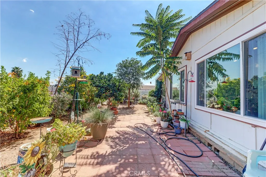 480 Deerhill Road, Perris, California 92570 home-pic-11