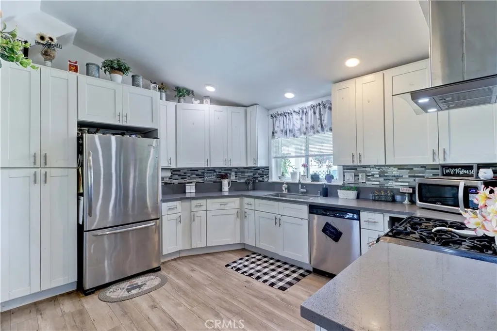 480 Deerhill Road, Perris, California 92570 home-pic-29