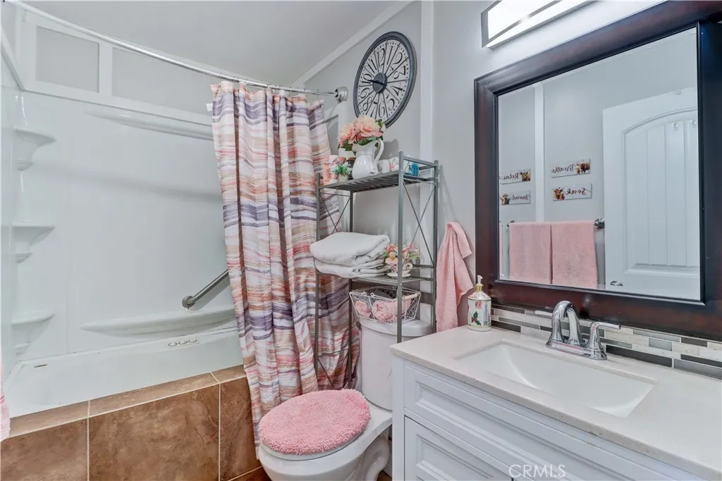 480 Deerhill Road, Perris, California 92570 home-pic-19