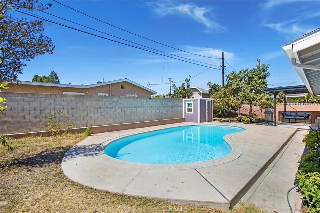 1223 S Dale Avenue, Anaheim, California 92804 home-pic-21