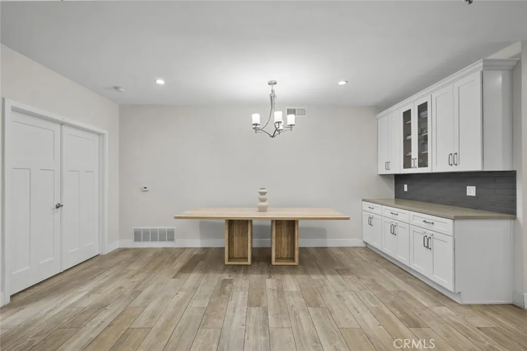 5350 White Oak Avenue 113, Encino, California 91316 home-pic-26