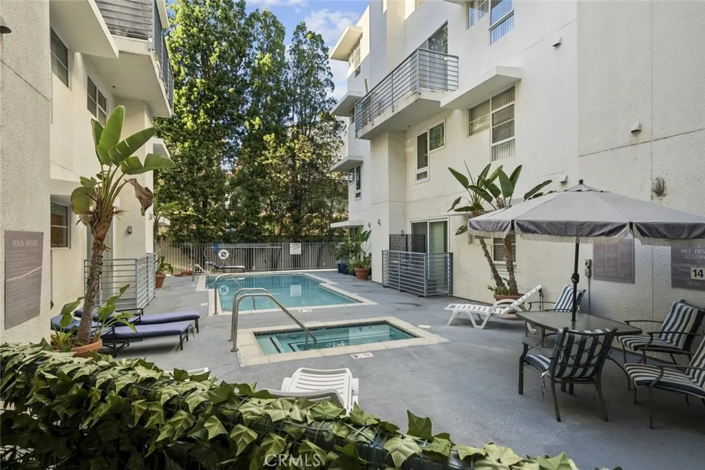 5350 White Oak Avenue 113, Encino, California 91316 home-pic-38