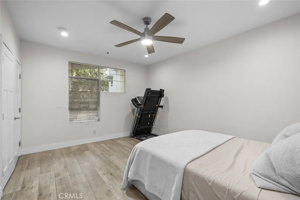 5350 White Oak Avenue 113, Encino, California 91316 home-pic-18