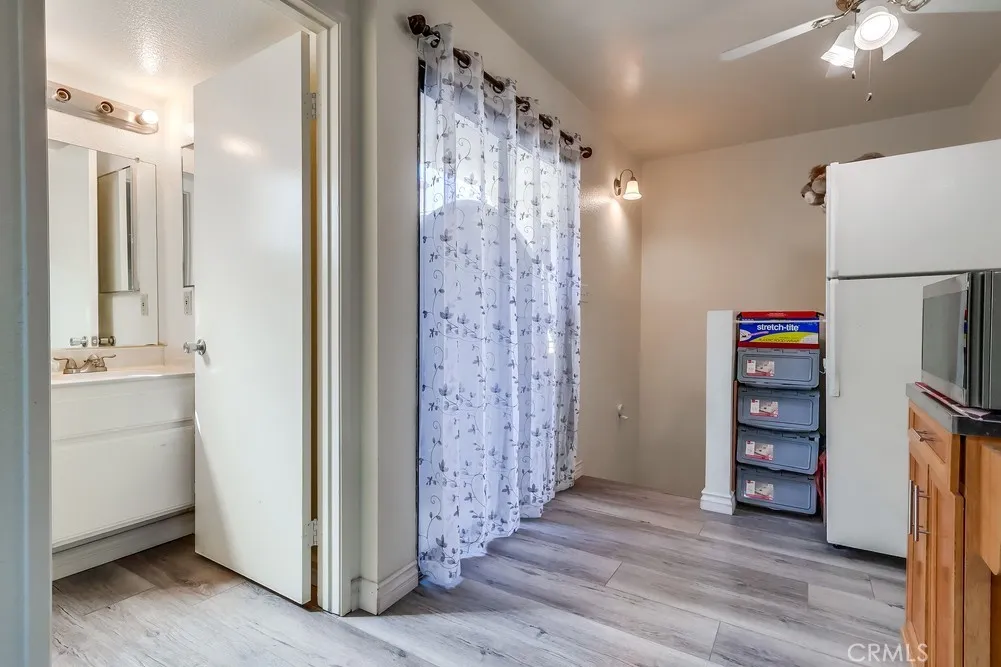 4031 La Rica Avenue O, Baldwin Park, California 91706 home-pic-8