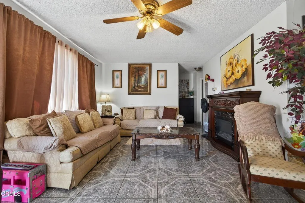 657 Sheridan Way, Ventura, California 93001 home-pic-9
