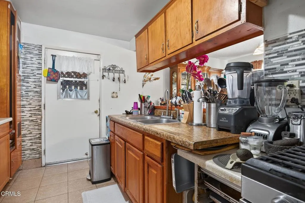 657 Sheridan Way, Ventura, California 93001 home-pic-17