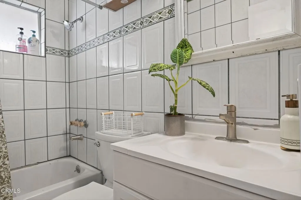 657 Sheridan Way, Ventura, California 93001 home-pic-42