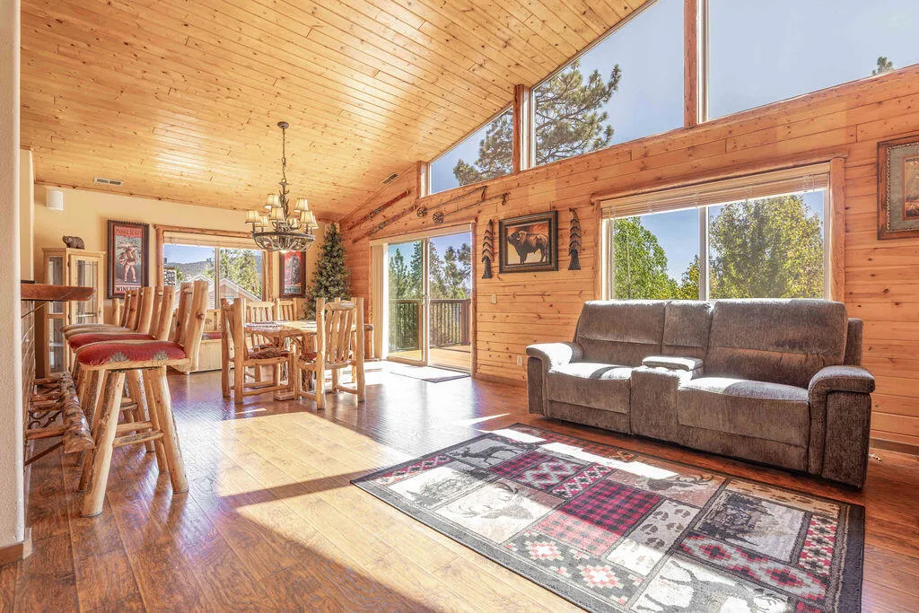 Livingroom2-