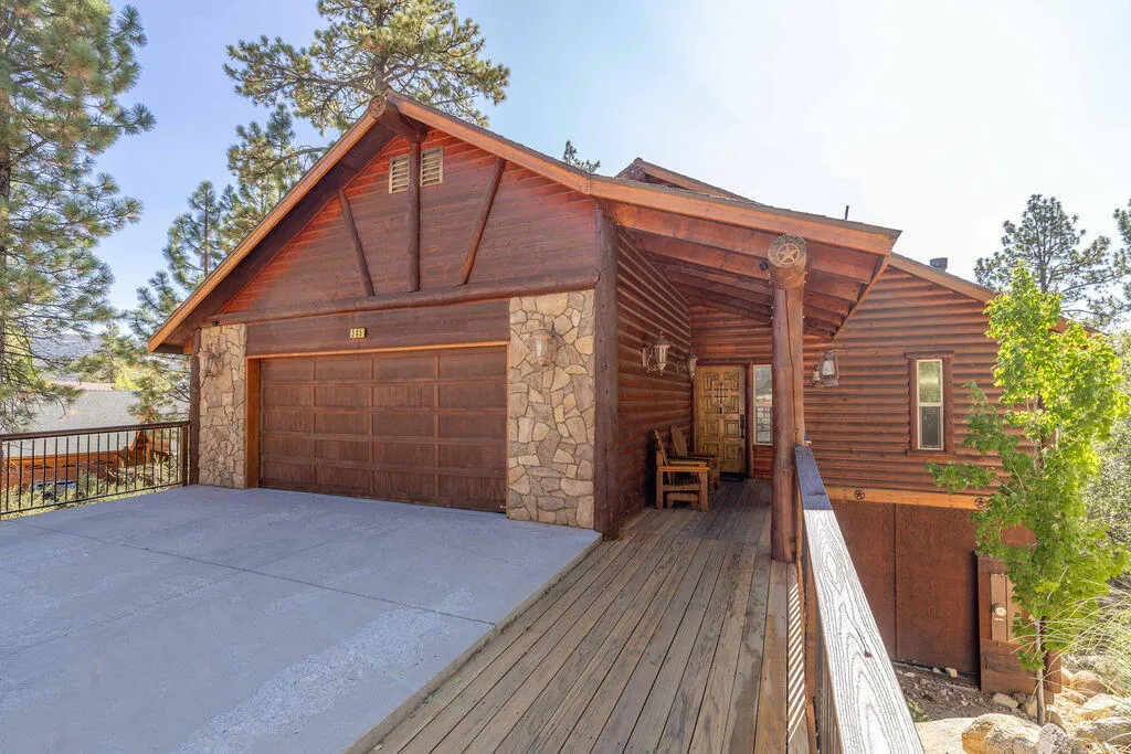 Exterior3-