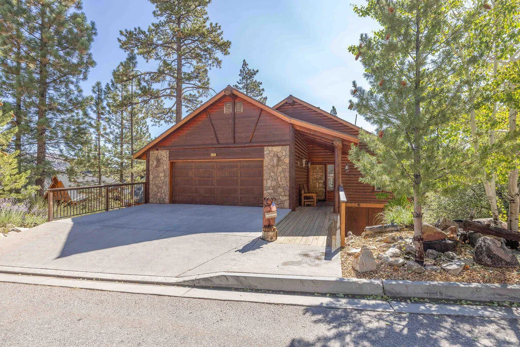 Exterior1-