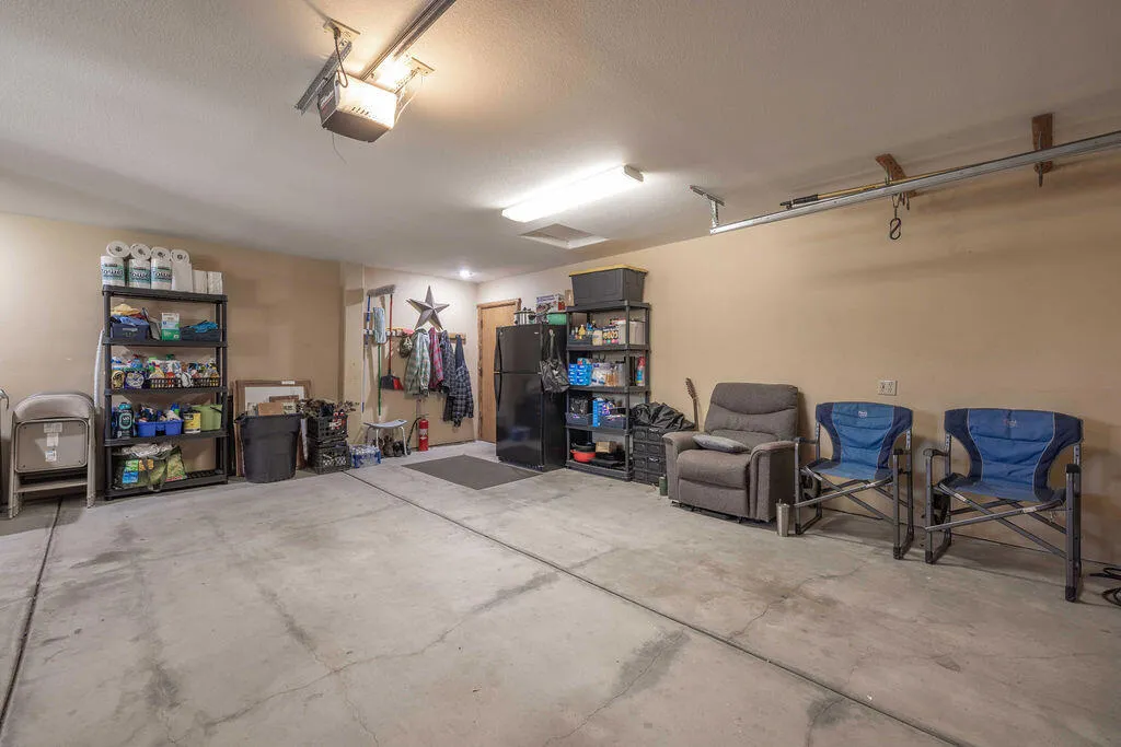 Garage3-8372