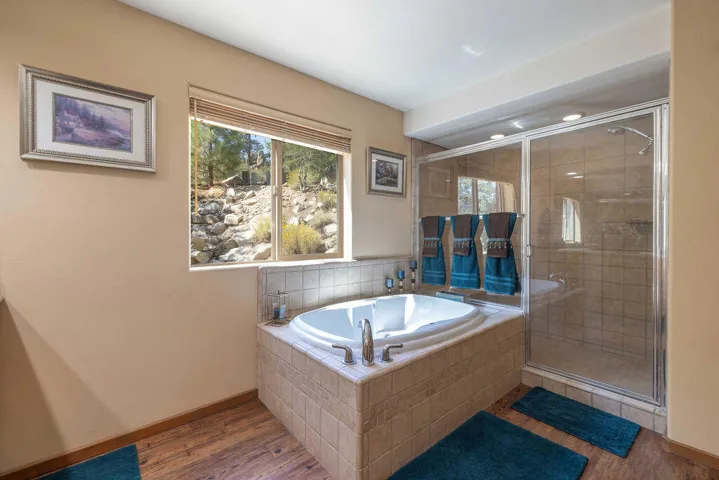 1stBathroom2-