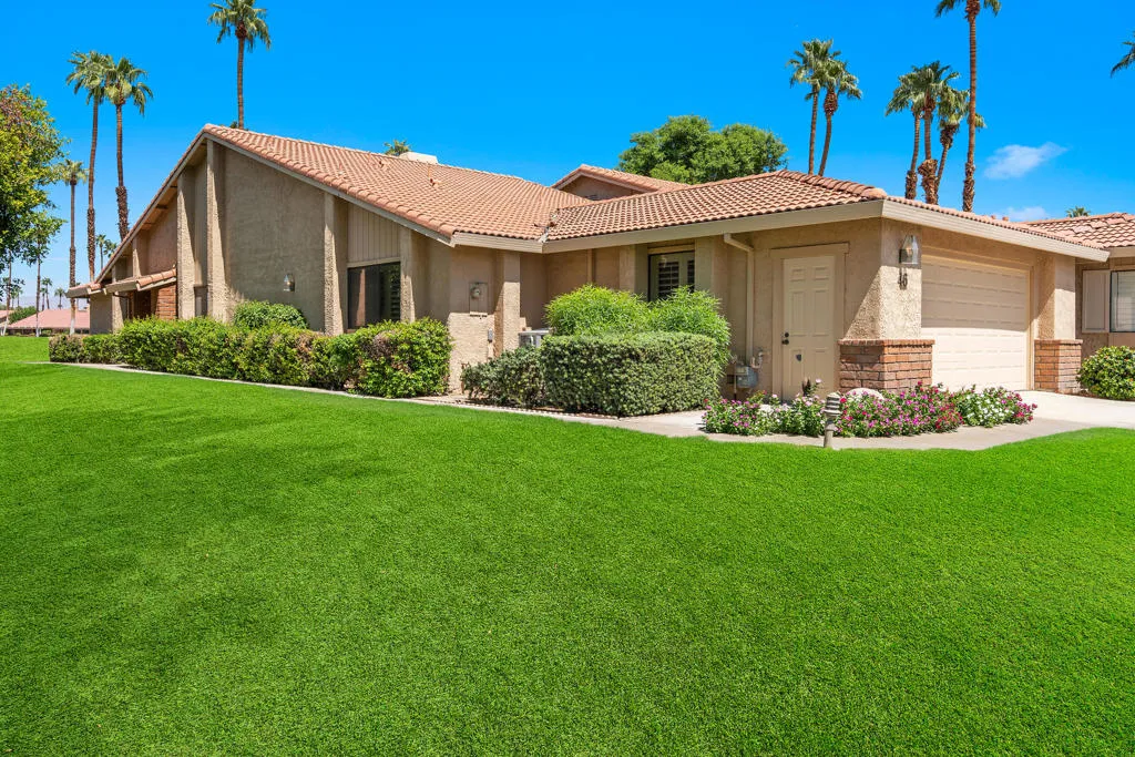 46 Conejo Circle, Palm Desert, California 92260 home-pic-11