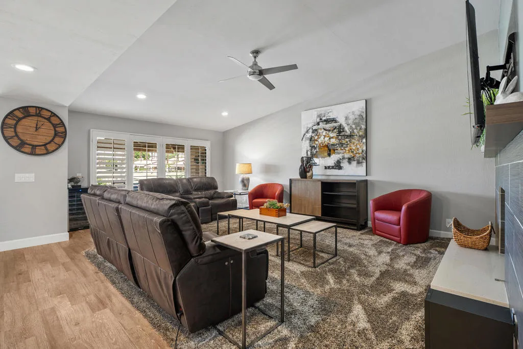 46 Conejo Circle, Palm Desert, California 92260 home-pic-5